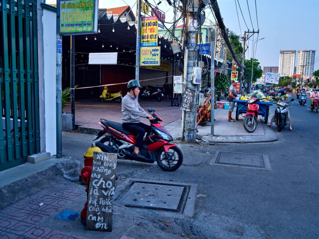 Alley 1422 Huỳnh Tấn Phát street